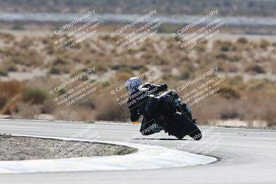 media/Nov-01-2025-CVMA (Sat) [[fc0f7531b8]]/Race 4-500-400-350 Supersport/